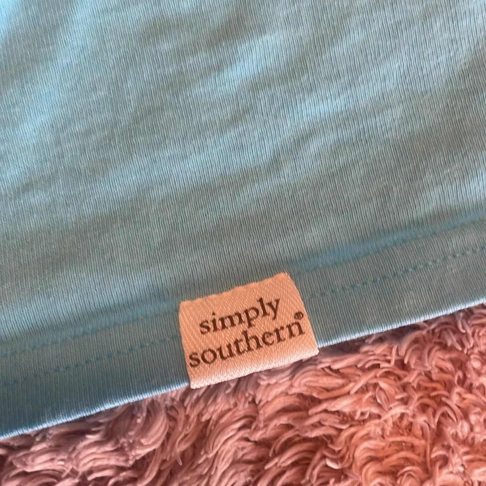 🔥$4/$20 SIMPLY SOUTHERN Girls Long Sleeve T Shirt - size Medium - Picture 3 of 9